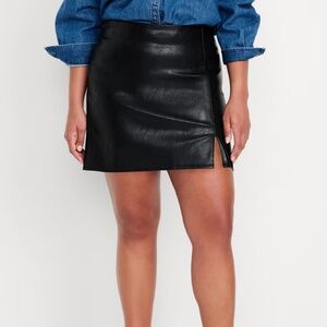 Old Navy Fitted Mini Skirt
